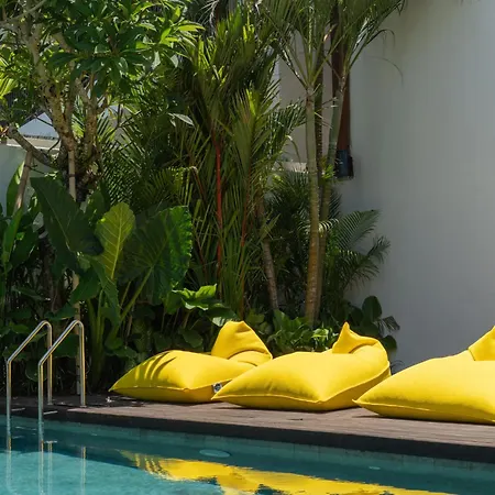 Sunny Cuddles Villa Canggu  Bagian luar foto