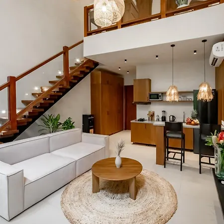 Sunny Cuddles Villa Canggu  Ruang foto