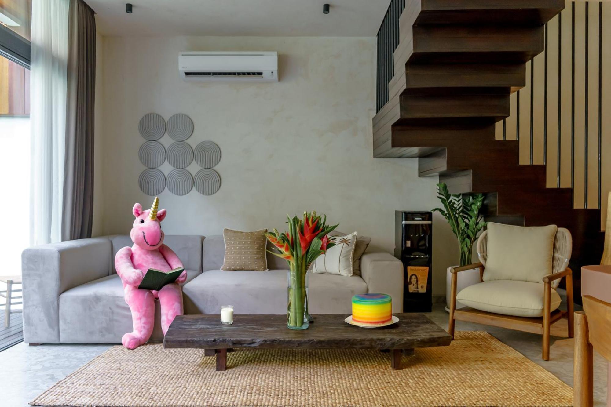 Sunny Cuddles Villa
