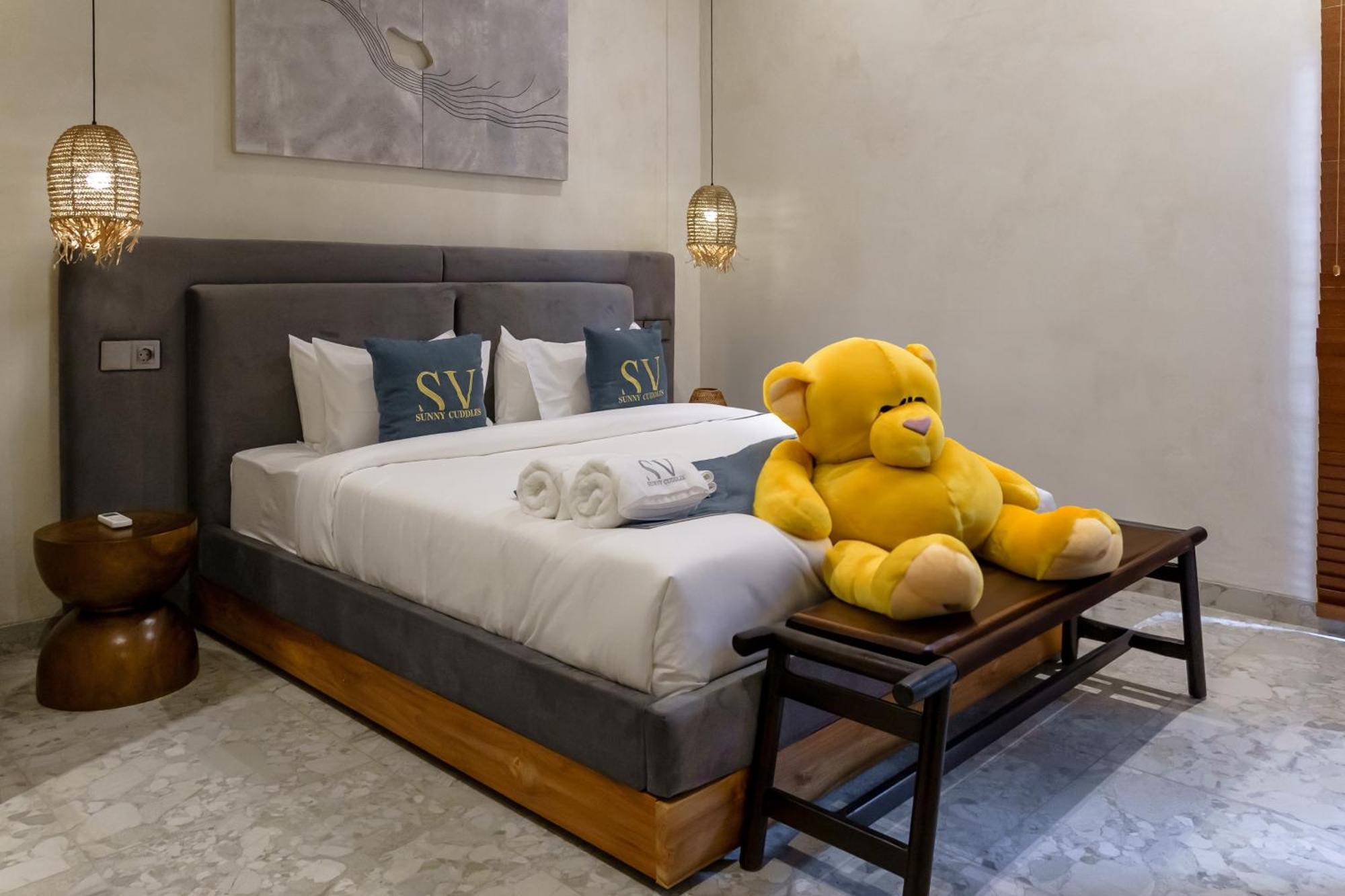 Sunny Cuddles Villa *